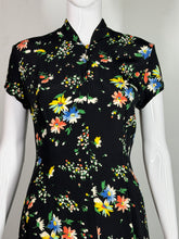 Load image into Gallery viewer, 1990’s Floral Rayon Dress Size M
