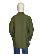 Load image into Gallery viewer, Green jacket on a mannequin against a plain background
