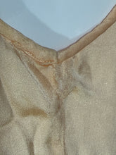 Load image into Gallery viewer, 1940&#39;s Peach Silk Bias cut Nightgown - Size S
