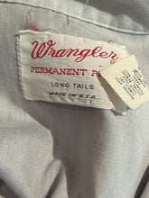 Load image into Gallery viewer, 1960's Wrangler Western Shirt Size S
