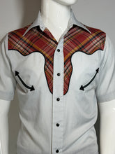 Load image into Gallery viewer, 1960's Wrangler Western Shirt Size S

