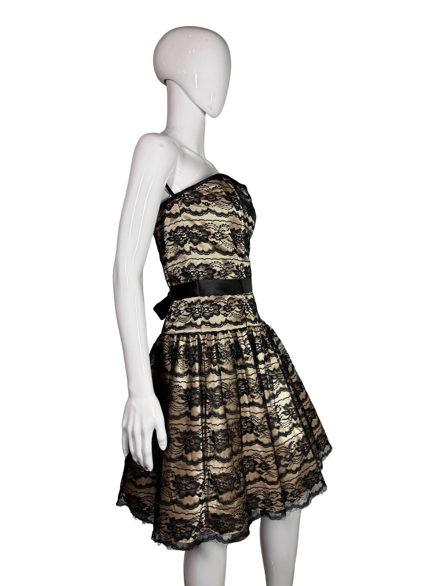 1990's Strapless Black Lace Jessica McClintock Prom Dress Size M Antique Sugar 1990's Strapless Black Lace Jessica McClintock Prom Dress Size M Antique Sugar