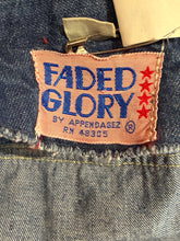 Load image into Gallery viewer, Faded Glory label on a denim fabric background
