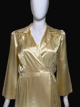 Load image into Gallery viewer, 1940's Cream Satin Quilted Dressing Robe - SIze S

