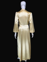 Load image into Gallery viewer, 1940's Cream Satin Quilted Dressing Robe - SIze S
