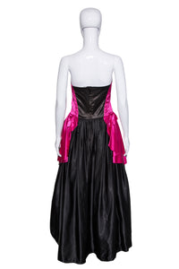 1980's Pink and Black Strapless Satin Gunne Sax Gown - Size M