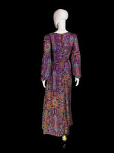 Load image into Gallery viewer, 1960s Psychedelic Floral Paisley Maxi Dress – Size M

