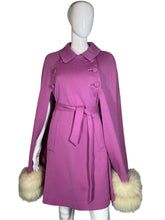 Load image into Gallery viewer, 1960&#39;s Lavender Cape with Faux Fur Trim One Size
