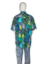 Load image into Gallery viewer, 1990&#39;s Guess Button Up Size L/XL
