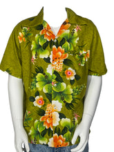 Load image into Gallery viewer, 1960&#39;s Penny&#39;s Hawaii Aloha Shirt Size L

