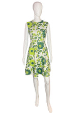 Load image into Gallery viewer, 1970’s Green and White Floral Tom Jones Dress Size S
