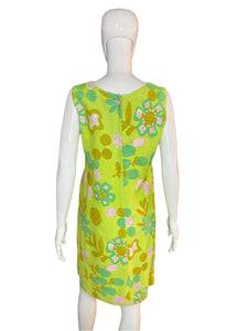 1960’s Green Floral Line Drawing Shift Dress Size M/L