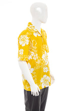 Load image into Gallery viewer, 1970&#39;s Lavin&#39;s Yellow and White Floral Print Tiki Shirt Size L
