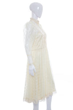 Load image into Gallery viewer, 1970&#39;s Gunne Sax White Lace Dress Size M/L
