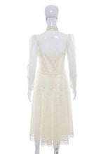 Load image into Gallery viewer, 1970&#39;s Gunne Sax White Lace Dress Size M/L
