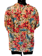 Load image into Gallery viewer, 1940&#39;s South Pacific Rayon Shirt Size L/XL
